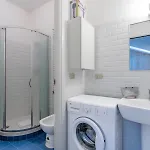 Ihost - Adige 17 Apartman *